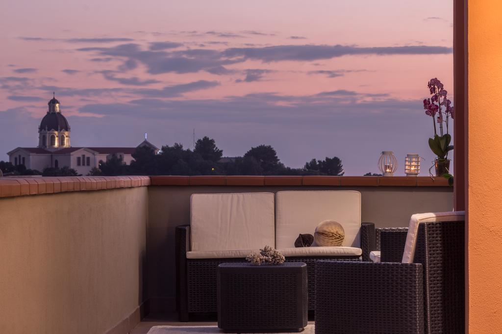 Апартаменты Elafi Penthouse Кальяри Экстерьер фото